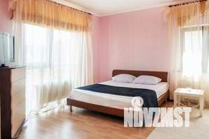 1-к квартира, посуточно, 50м2, 1/1 этаж