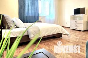 1-к квартира, посуточно, 46м2, 6/15 этаж