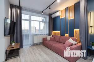 Студия квартира, посуточно, 40м2, 4/25 этаж