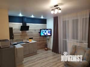 Студия квартира, посуточно, 30м2, 10/19 этаж