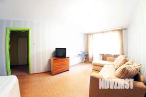 1-к квартира, посуточно, 36м2, 1/9 этаж