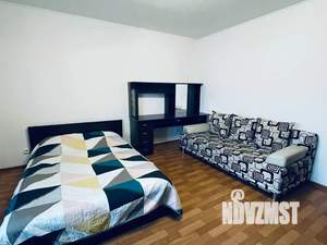 1-к квартира, посуточно, 42м2, 4/10 этаж