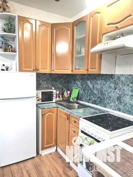 Студия квартира, посуточно, 35м2, 11/20 этаж