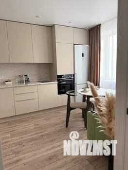 1-к квартира, посуточно, 32м2, 7/16 этаж