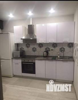 1-к квартира, посуточно, 30м2, 8/16 этаж