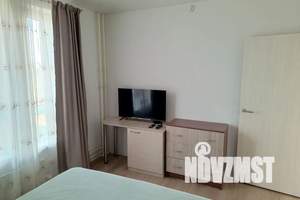 2-к квартира, посуточно, 49м2, 4/23 этаж