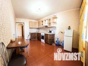 1-к квартира, посуточно, 50м2, 1/1 этаж