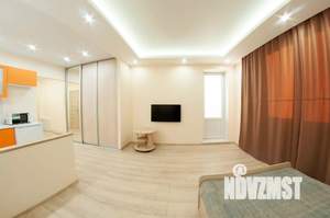 Студия квартира, посуточно, 40м2, 7/20 этаж