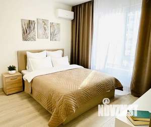 1-к квартира, посуточно, 35м2, 12/18 этаж