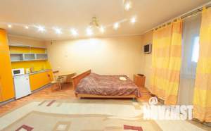 Студия квартира, посуточно, 42м2, 5/9 этаж