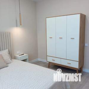 2-к квартира, посуточно, 38м2, 18/23 этаж