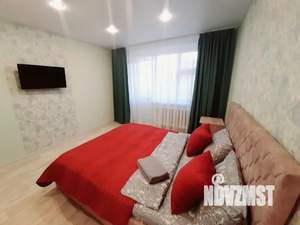 1-к квартира, посуточно, 47м2, 1/12 этаж