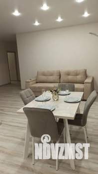 1-к квартира, посуточно, 57м2, 5/19 этаж
