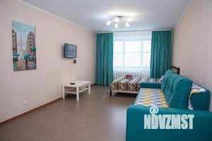 1-к квартира, посуточно, 38м2, 2/14 этаж