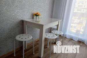 1-к квартира, посуточно, 38м2, 2/4 этаж