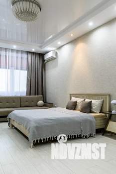 1-к квартира, посуточно, 64м2, 10/22 этаж