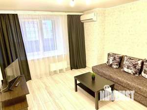 1-к квартира, посуточно, 39м2, 1/1 этаж