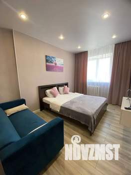 1-к квартира, посуточно, 40м2, 10/17 этаж