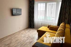 1-к квартира, посуточно, 40м2, 13/17 этаж