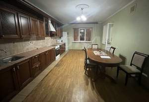 4-к квартира, на длительный срок, 159м2, 3/7 этаж