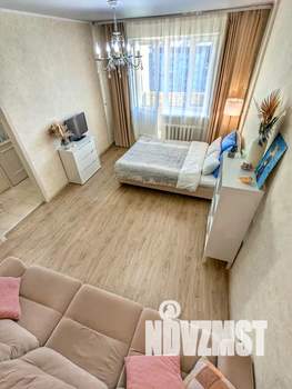 1-к квартира, посуточно, 39м2, 11/16 этаж