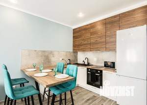 1-к квартира, посуточно, 37м2, 8/16 этаж