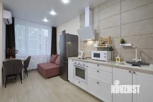 Студия квартира, посуточно, 32м2, 13/25 этаж