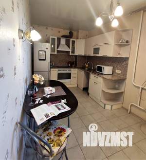 2-к квартира, посуточно, 50м2, 1/1 этаж