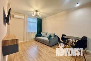 1-к квартира, посуточно, 37м2, 4/16 этаж