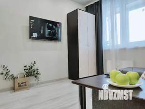 1-к квартира, посуточно, 40м2, 5/19 этаж