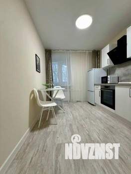 1-к квартира, посуточно, 37м2, 1/1 этаж