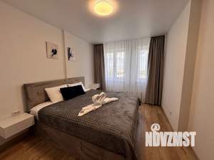 Студия квартира, посуточно, 40м2, 10/12 этаж