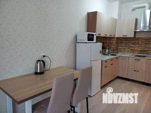 Студия квартира, посуточно, 32м2, 12/17 этаж