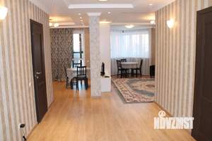 3-к квартира, посуточно, 80м2, 1/1 этаж