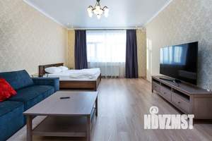 1-к квартира, посуточно, 62м2, 13/25 этаж