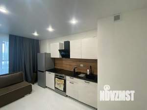 1-к квартира, посуточно, 40м2, 1/15 этаж