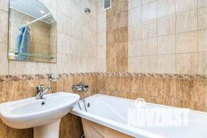 1-к квартира, посуточно, 35м2, 4/9 этаж