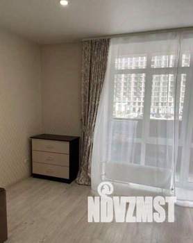 Студия квартира, на длительный срок, 32м2, 2/18 этаж