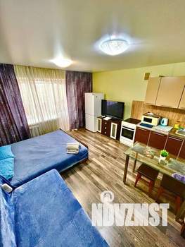 Студия квартира, посуточно, 35м2, 9/10 этаж