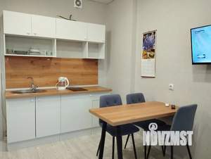 Студия квартира, посуточно, 24м2, 17/17 этаж