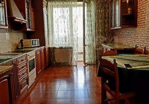 3-к квартира, на длительный срок, 105м2, 4/6 этаж