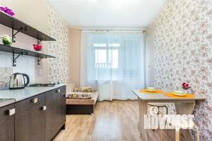 1-к квартира, посуточно, 42м2, 13/20 этаж