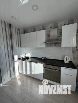 1-к квартира, посуточно, 41м2, 11/16 этаж