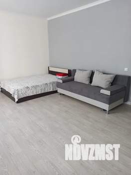 Студия квартира, посуточно, 35м2, 6/10 этаж