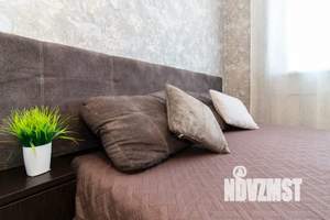 1-к квартира, посуточно, 40м2, 5/15 этаж