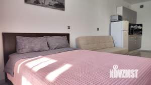 Студия квартира, посуточно, 35м2, 1/17 этаж