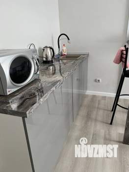 Студия квартира, посуточно, 28м2, 2/15 этаж