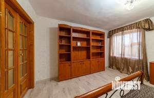 3-к квартира, на длительный срок, 100м2, 4/6 этаж