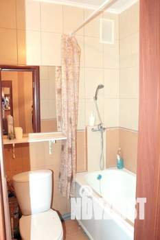 Студия квартира, посуточно, 30м2, 8/10 этаж