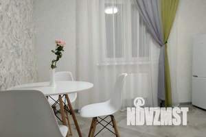 1-к квартира, посуточно, 40м2, 21/22 этаж